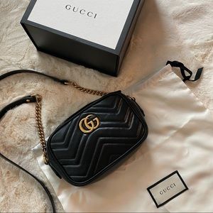 Gucci GG Marmont matelassé black crossbody